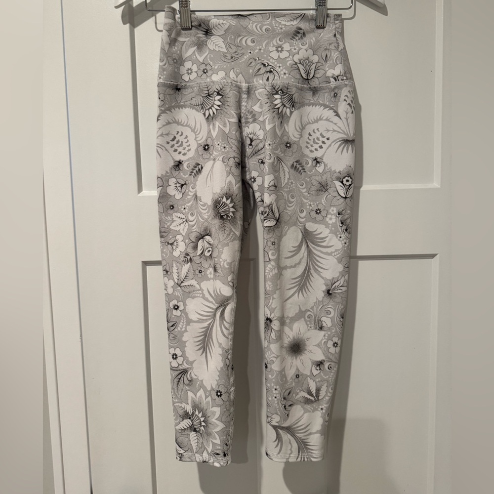 Evolution and Creation Gray Floral Leggings